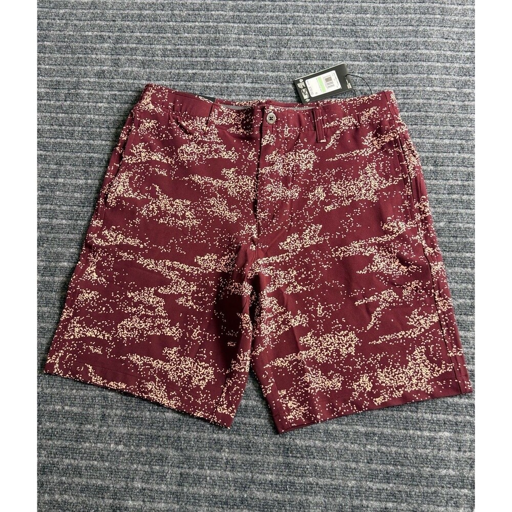 Under Armour Golf Printed Shorts Mens 34 New With Tags Red Maroon 10" Inseam